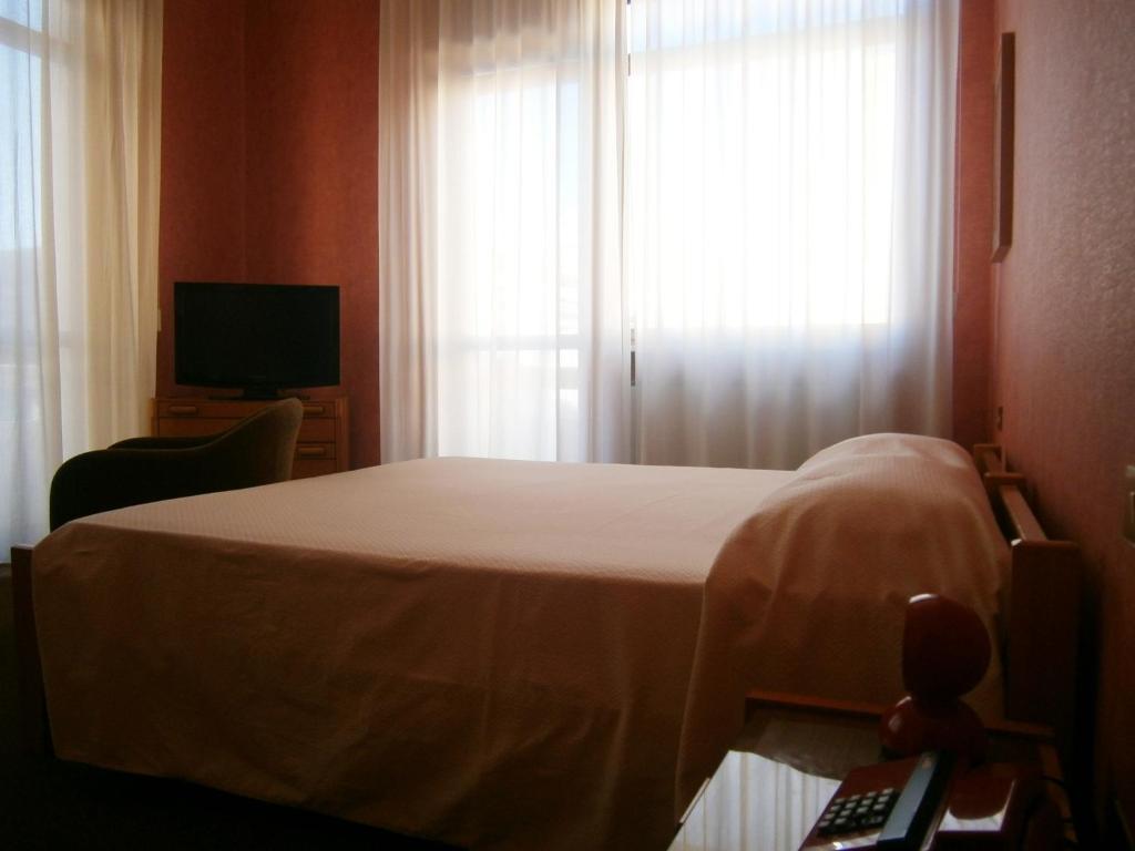 Hotel Corona Термоли Номер фото